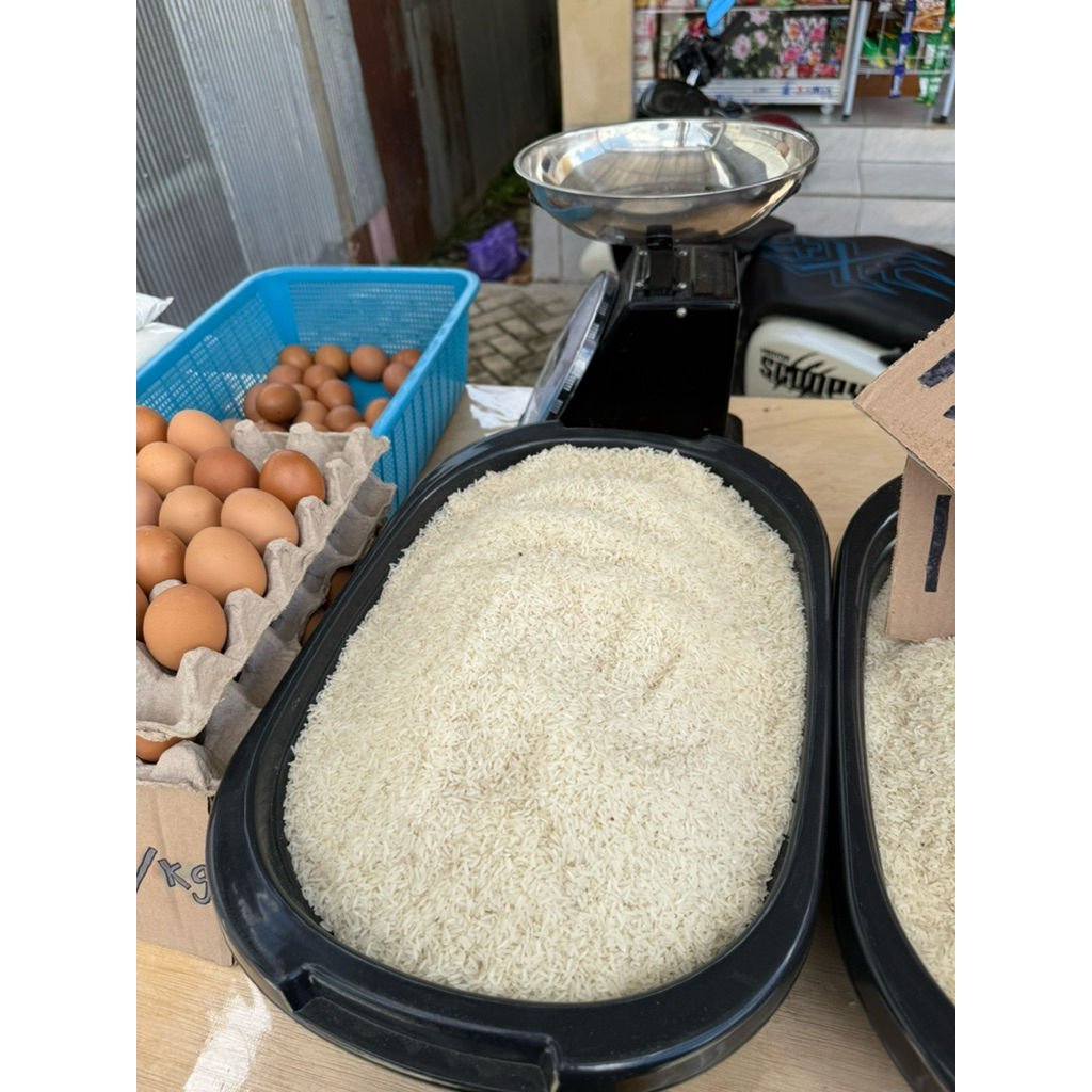 

Beras kalimantan Mayang Hanyar 1Liter