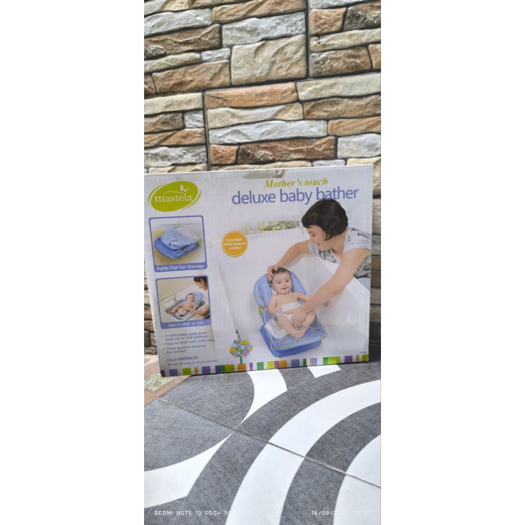 Mastela Deluxe Baby Bather