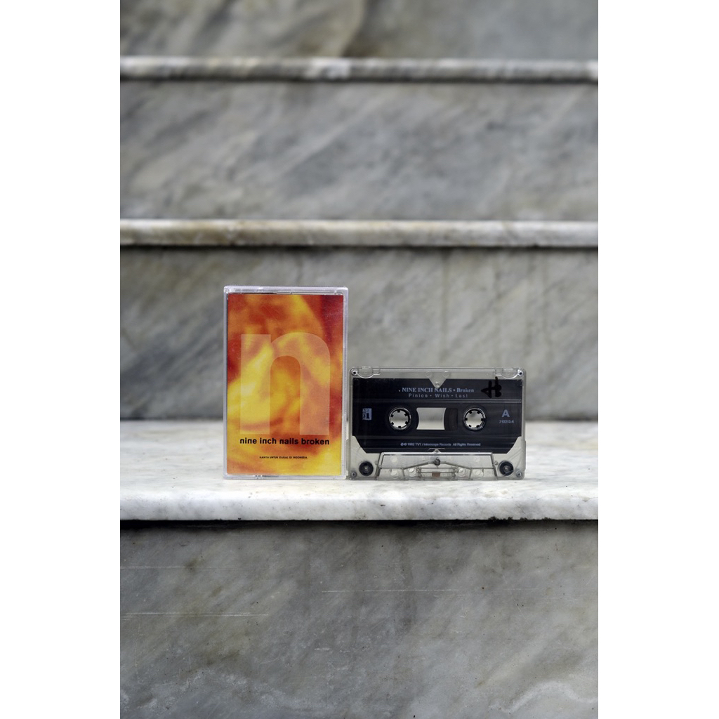 Kaset pita (NIN) Nine Inch Nails Broken