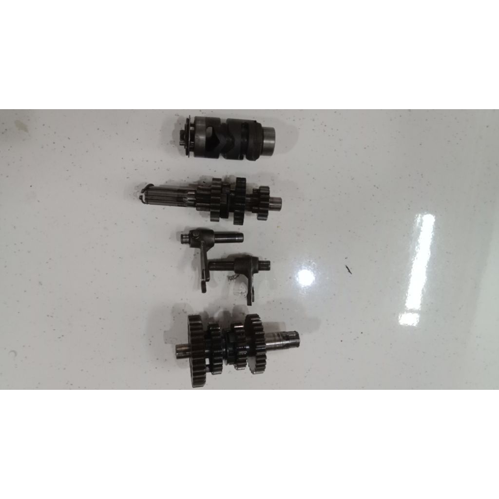 transmisi suzuki rc100 crystal tornado gs/gx