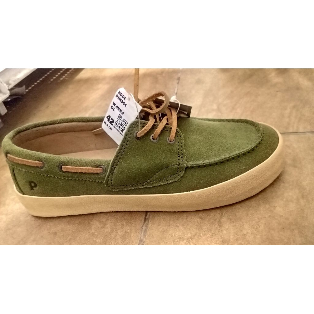 sepatu Casual pria pakalolo