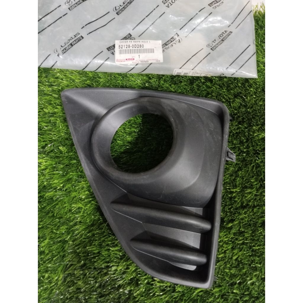 COVER TUTUP FOGLAMP DEPAN KIRI YARIS 52128-0D280