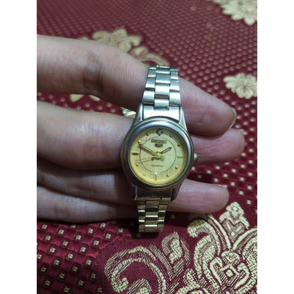 arloji jam tangan wanita seiko watch quartz gold