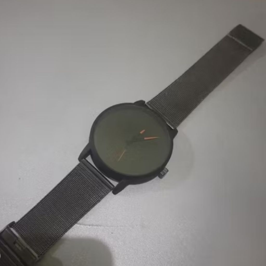 jam tangan pria hitam polosan
