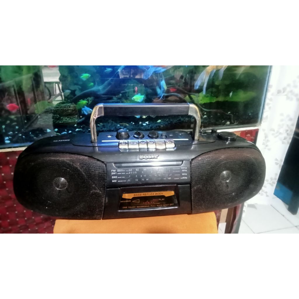 radio tape mayaka kondisi minus