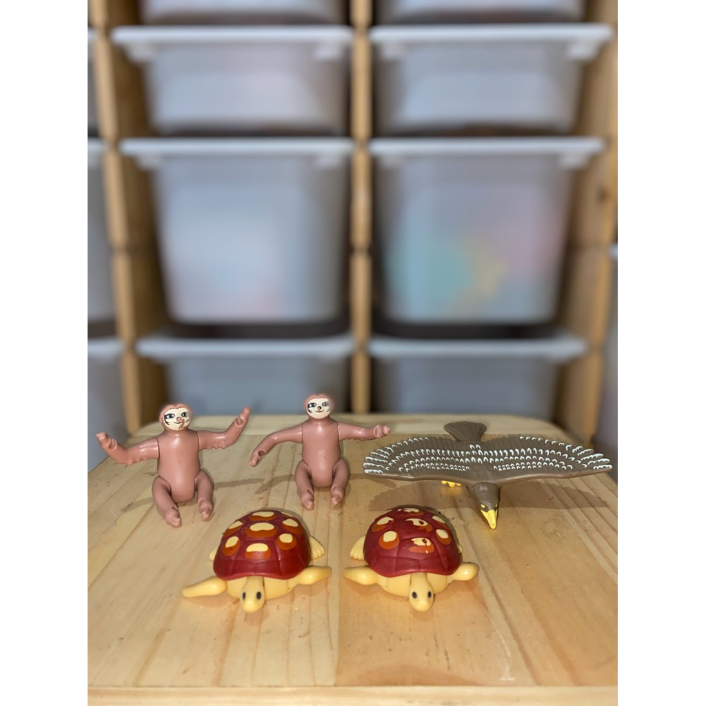 Preloved Take All Koleksi Playmobil Action Figure Collectible - Figur Hewan Playmobil