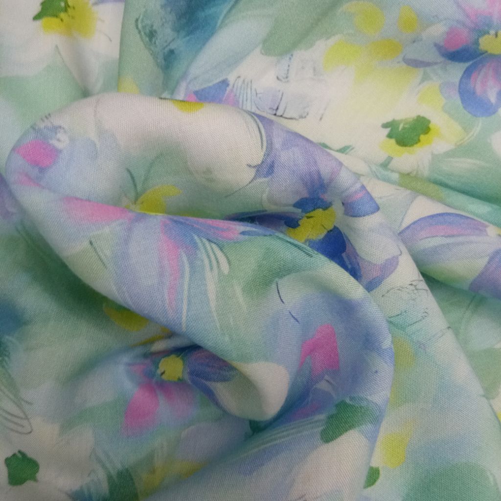 KAIN KATUN SNOWN RAYON PREMIUM GARMENT MOTIF GRADASI BUNGA AWAN BLUE