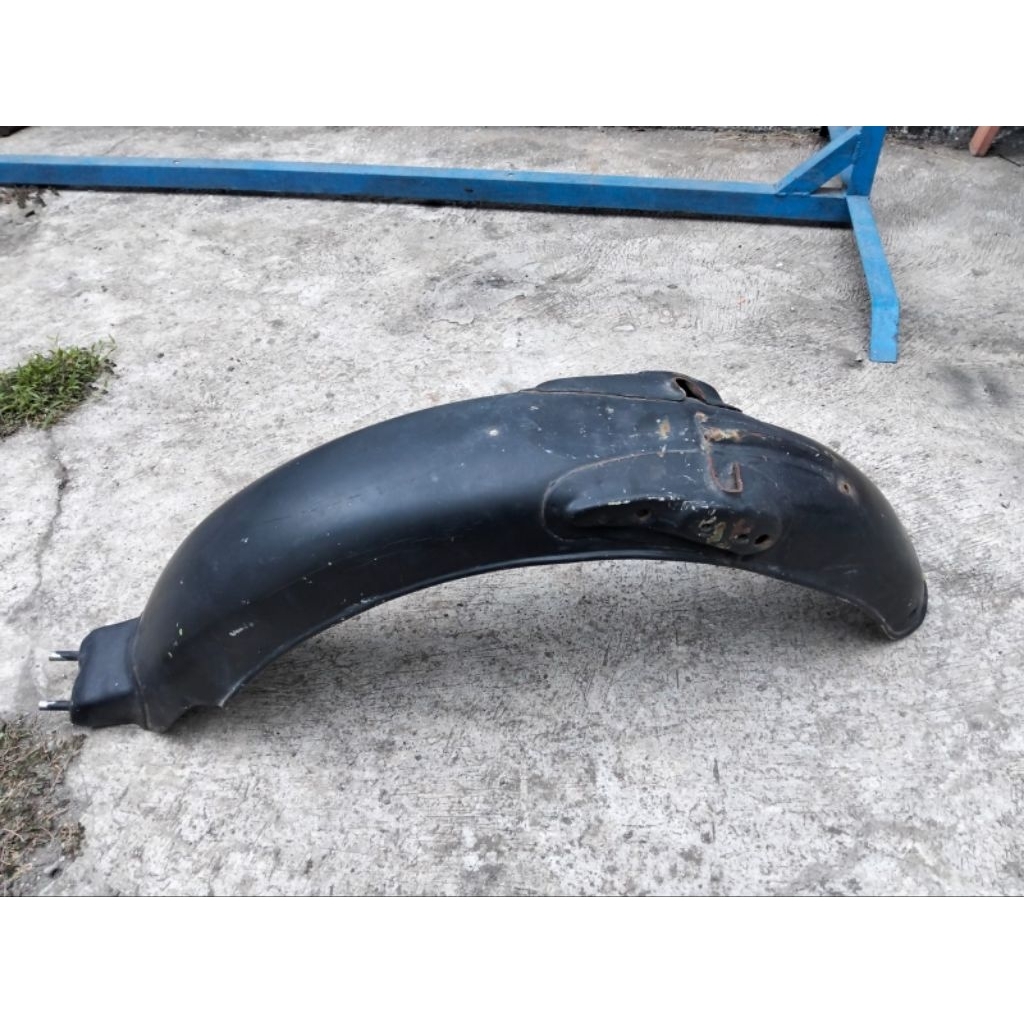 Spakbor belakang Cb 125 original lepasan