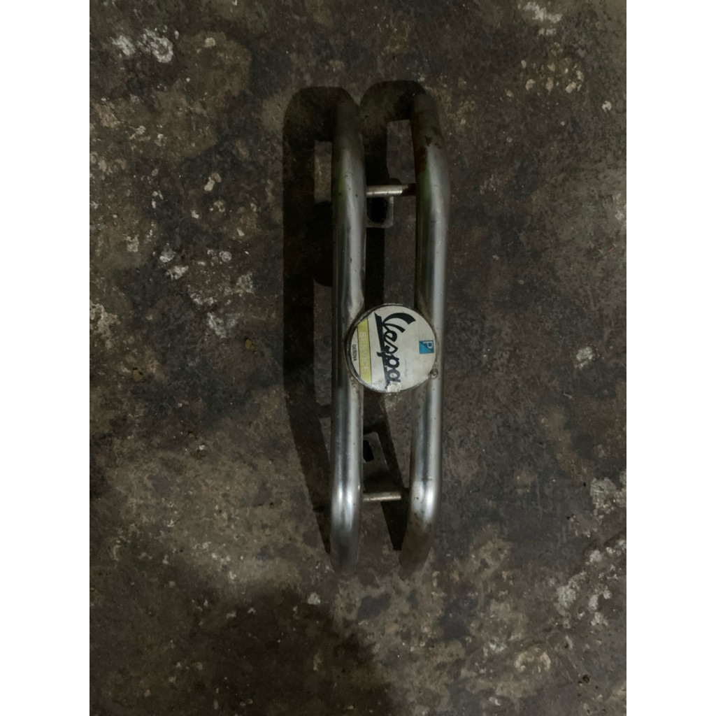 bemper belakang Vespa