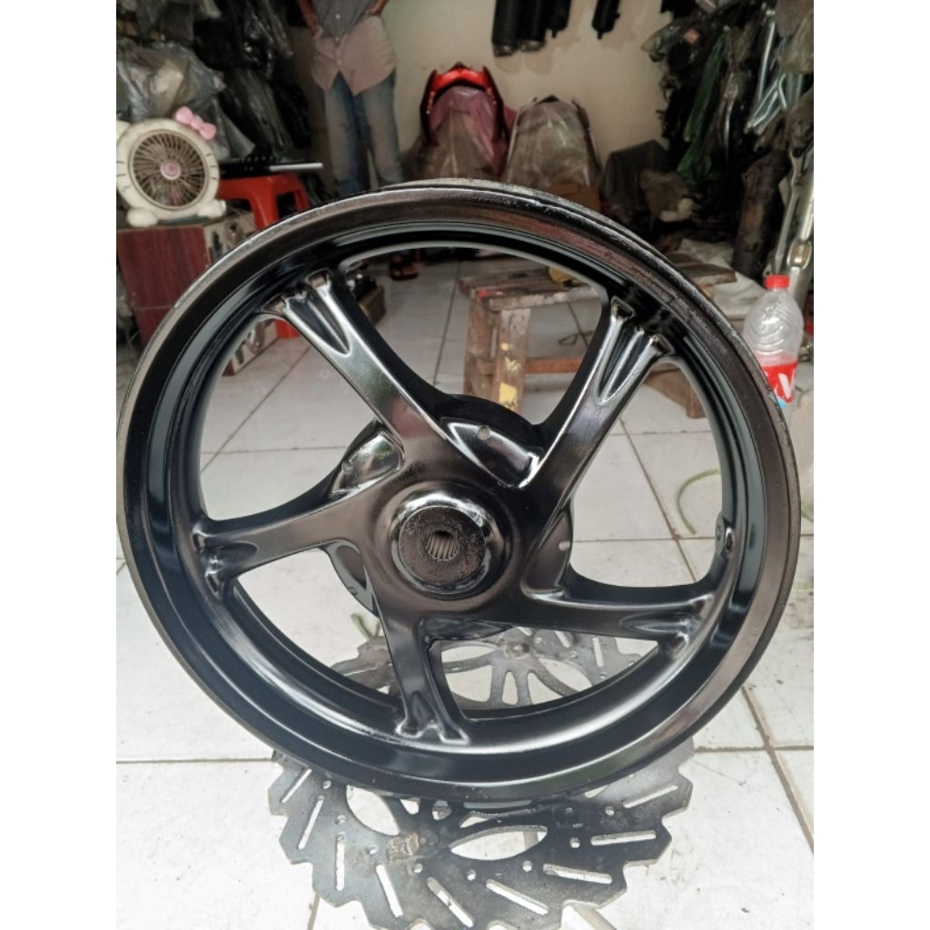 Velg velek belakang x ride 115 lm original