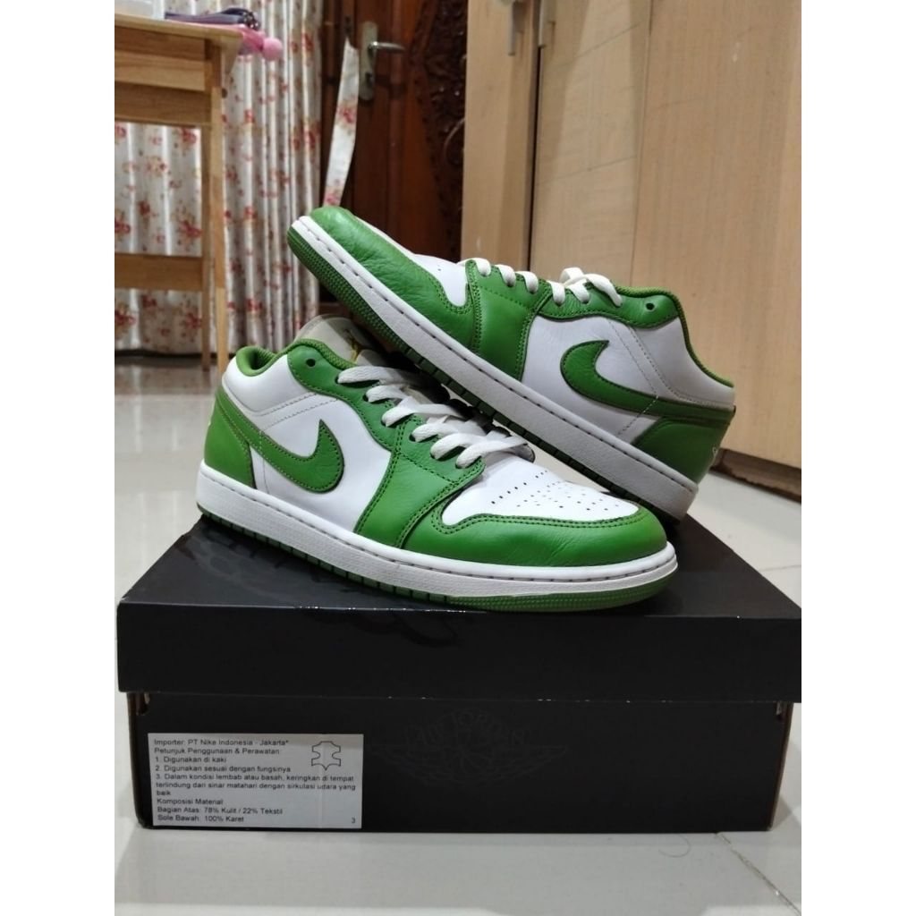 NIKE AIR JORDAN 1 LOW SE ORIGINAL SIZE 44