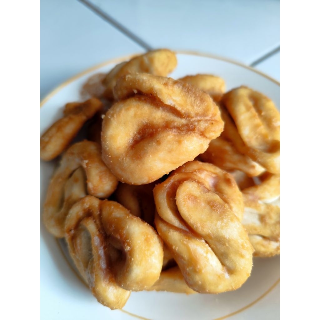 

kue kanalen premium warisan leluhur kue kanalen kue manis gula aren