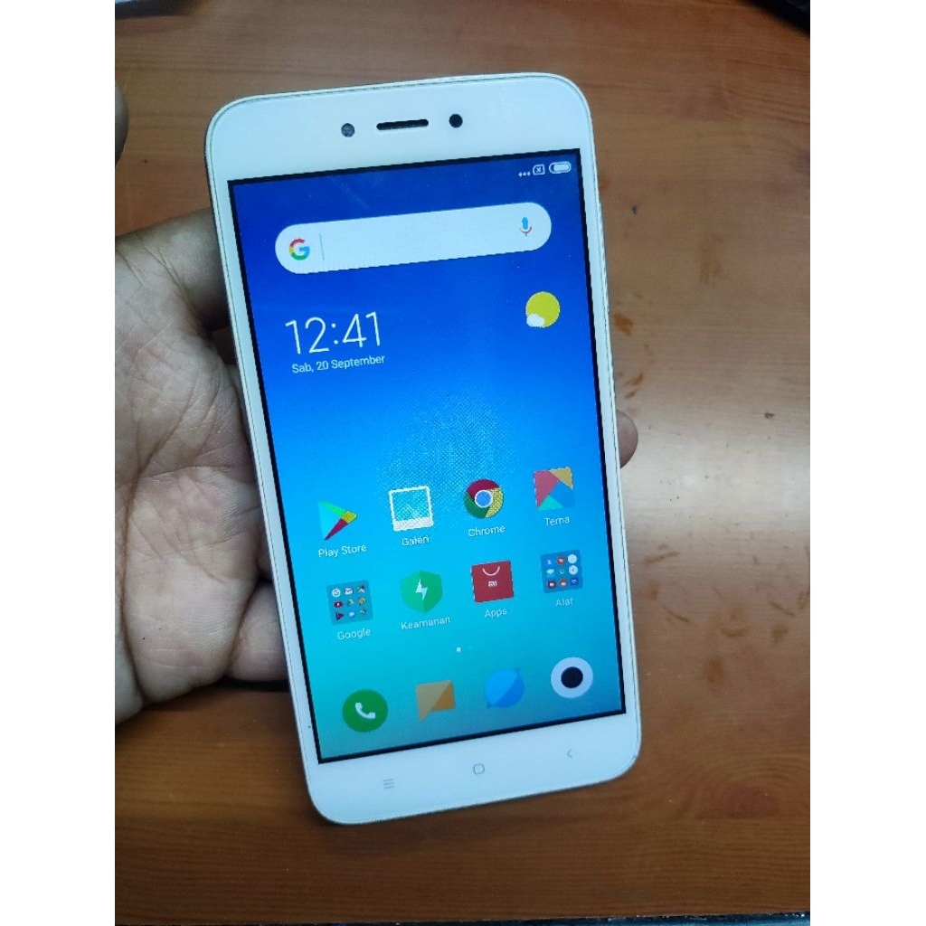 REDMI 5A HP ANDROID SECOND NORMAL BERGARANSI