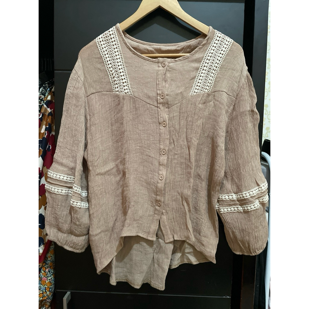Preloved Blouse Bohemian