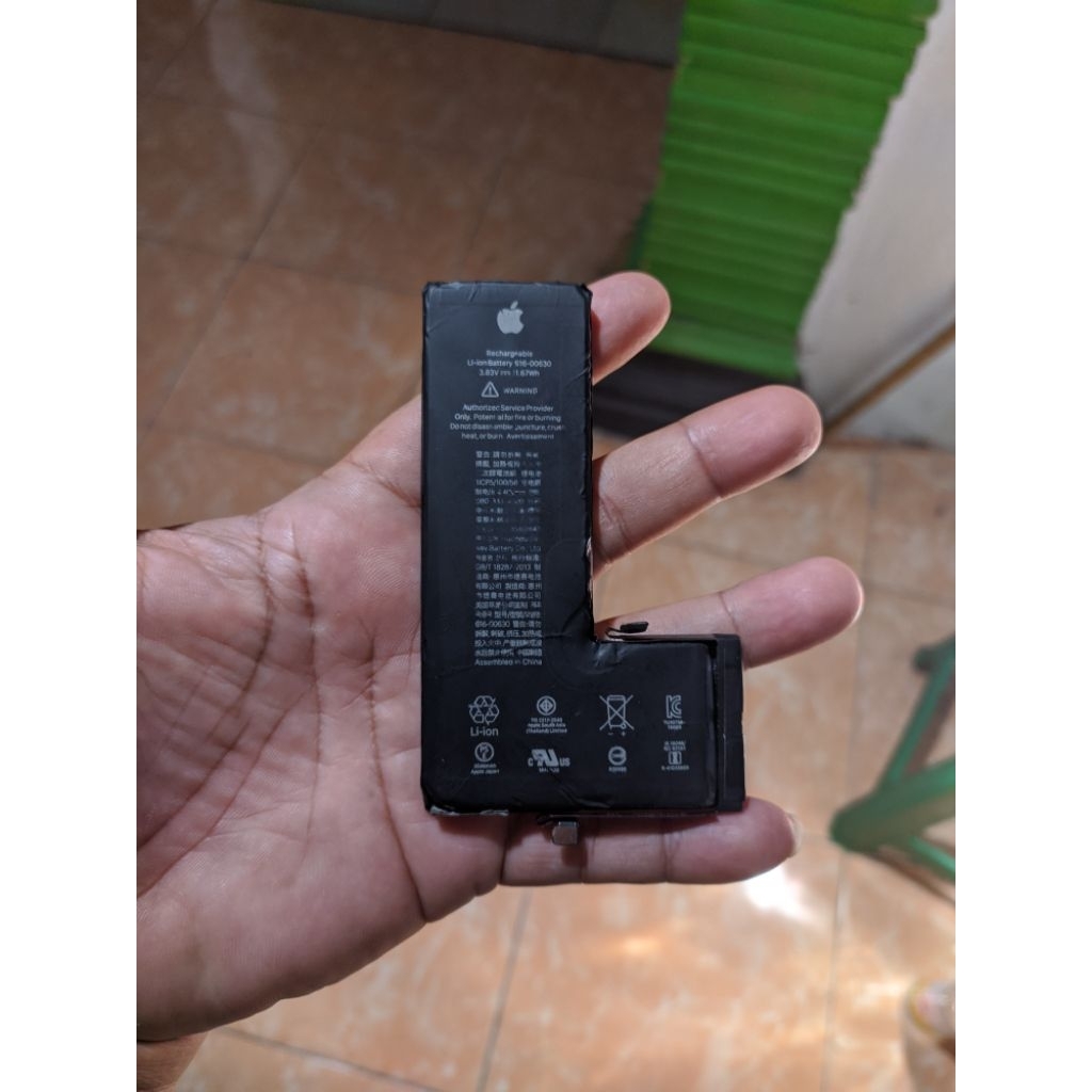 Baterai iPhone 11 Pro Copotan Ori Bawaan BH sekitar 80-83