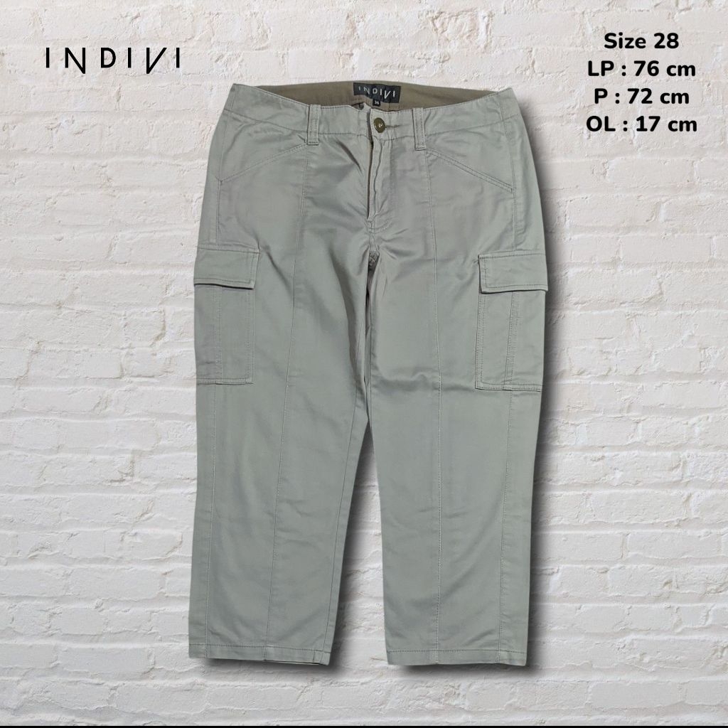 Size 28 Celana Pendek Shortpants Chinos Cargo 3/4 Indivii Grey Original Second Preloved #CP102