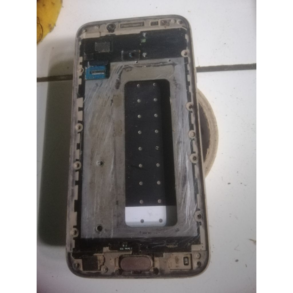 Samsung j5 pro minus