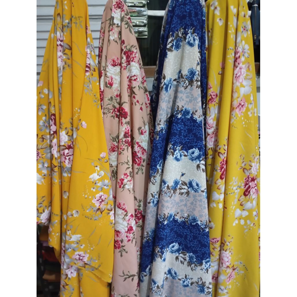 Kain Wolfis Motif Bunga Meteran