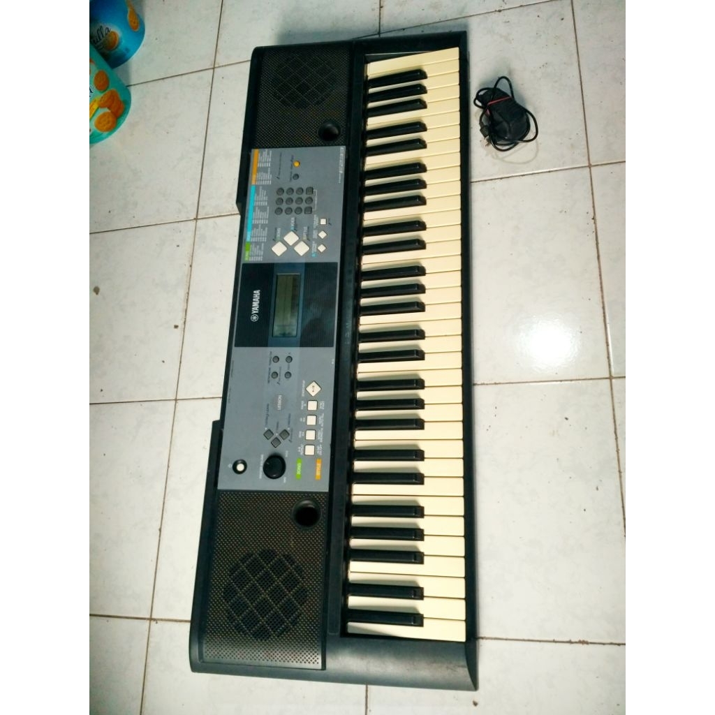keyboard piano yamaha PSR E-233 normal second