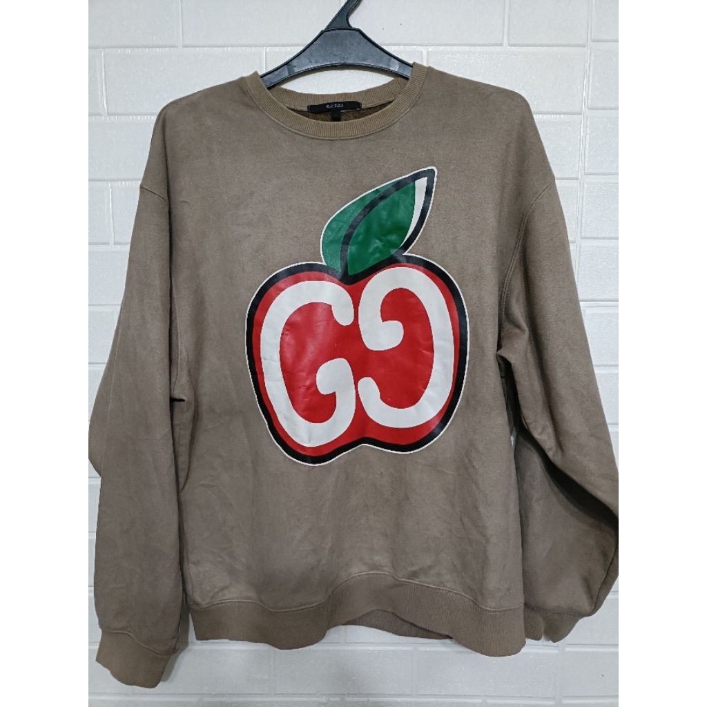 Gucci Apple GC CN oversized