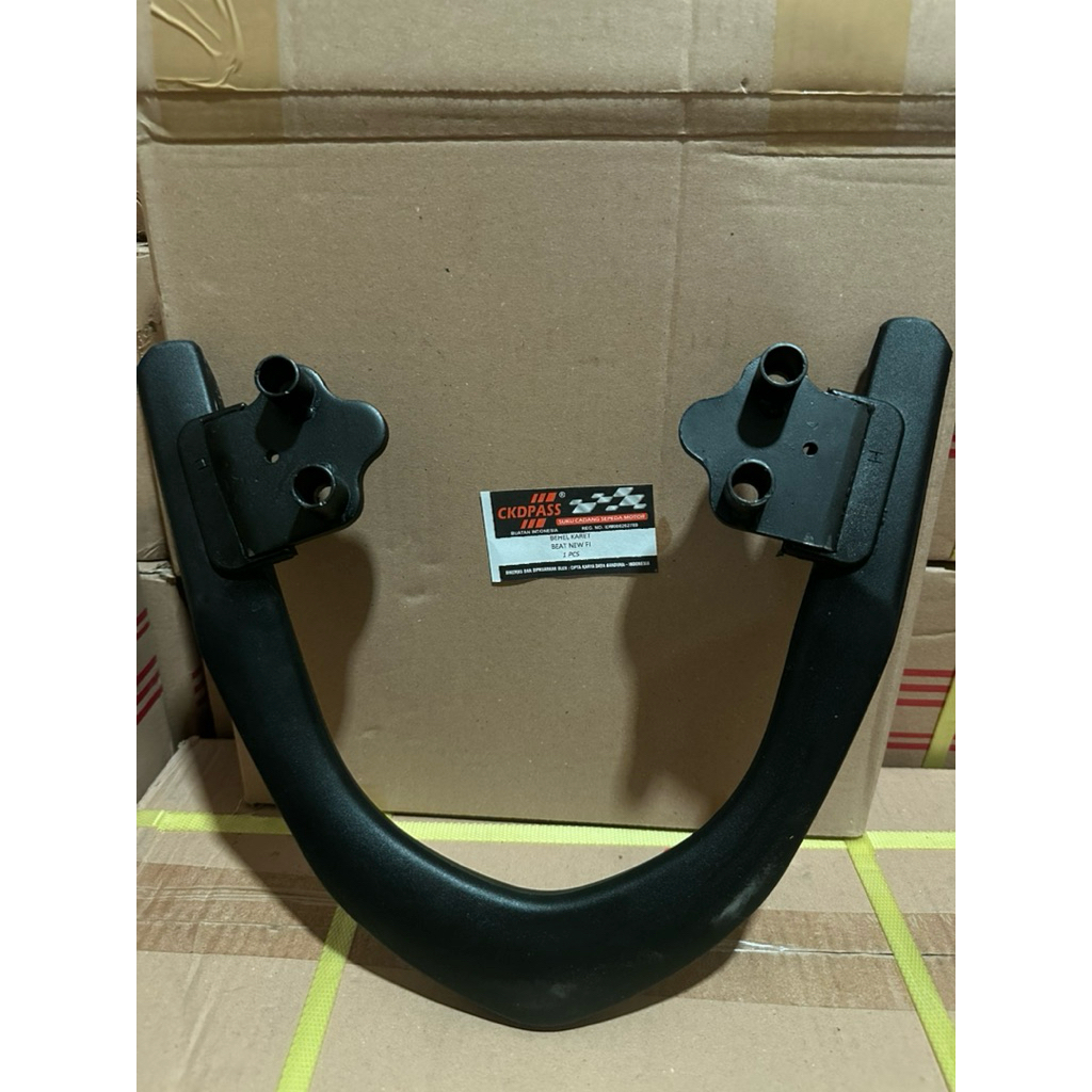 Behel belakang karet honda motor beat fi / beat fi new / / beat fi 2013 sampai 2015
