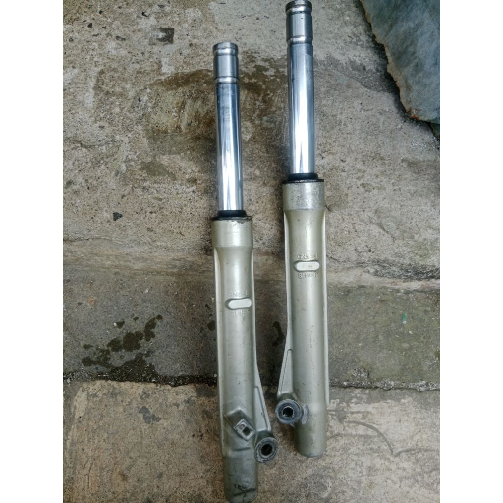 shok depan astrea grand prima supra lama original copotan