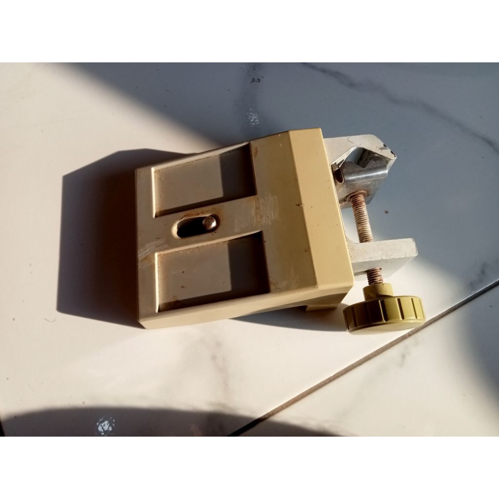 bracket syringe pump terumo second/bekas