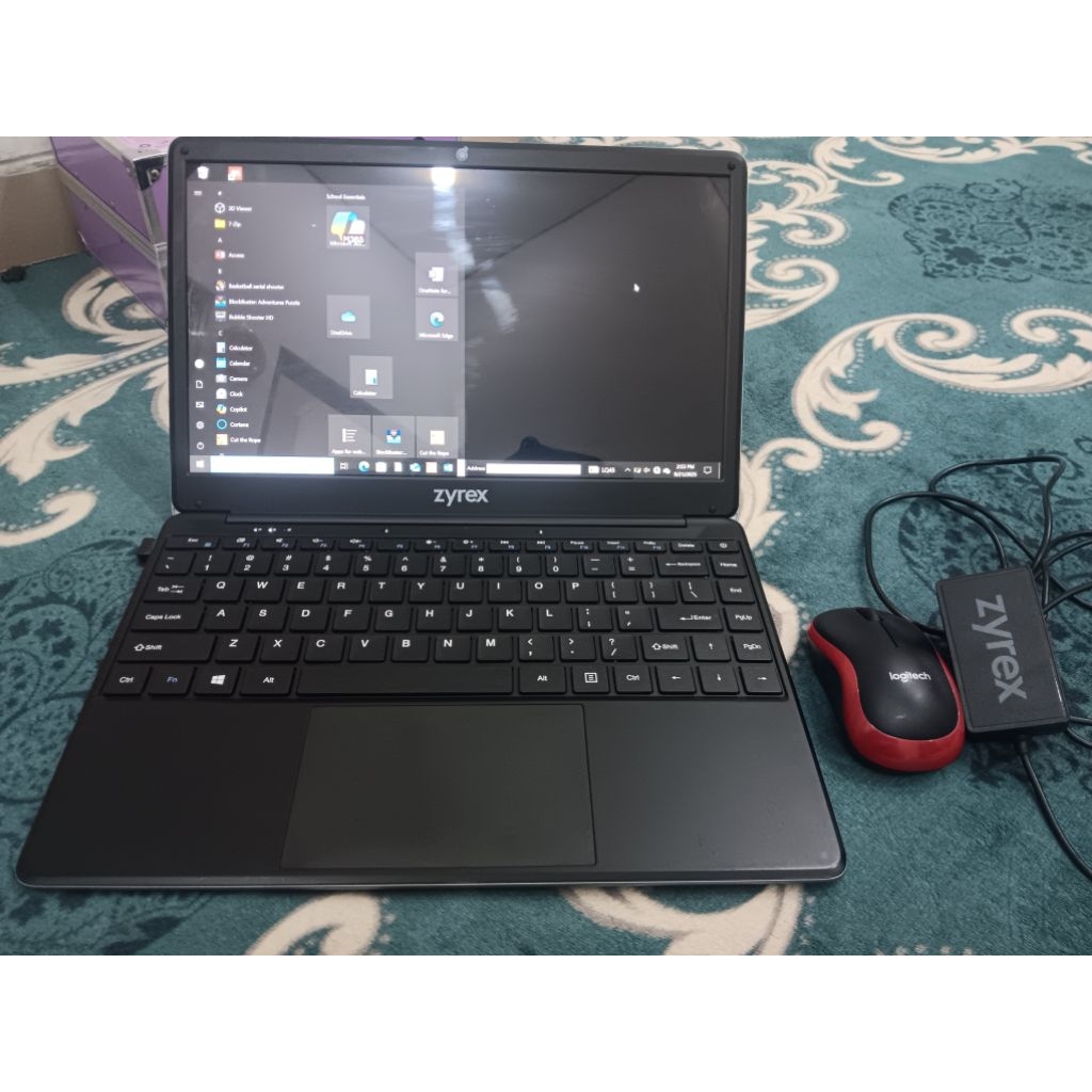 LAPTOP ZYREX MURAH DIBOGOR