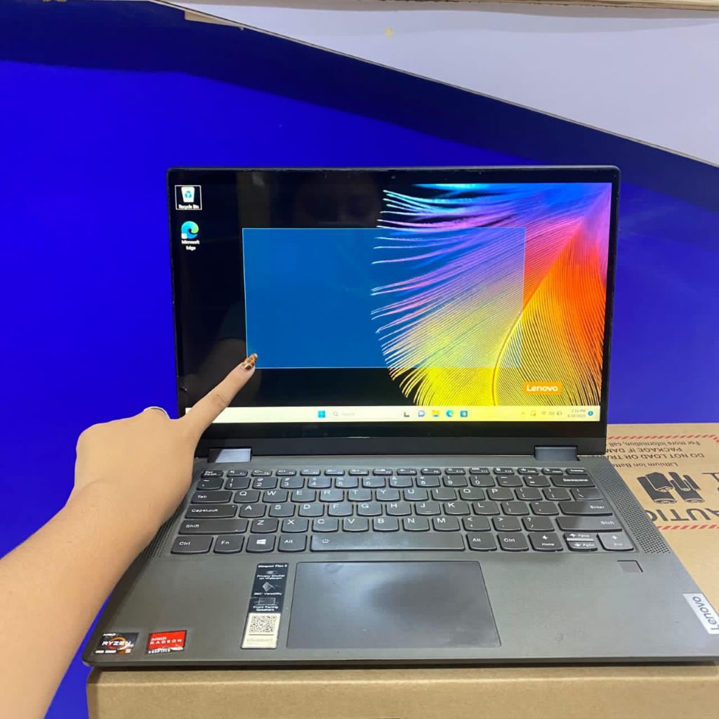 Laptop Lenovo Flex 5 81X2, Convertible (Touchscreen), 2 in 1, Bisa Jadi Tablet, Amd Ryzen 5 - 4500U,