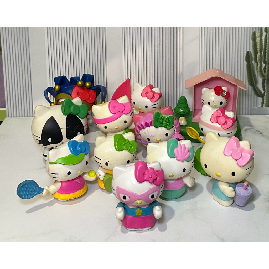 Hello Kitty preloved