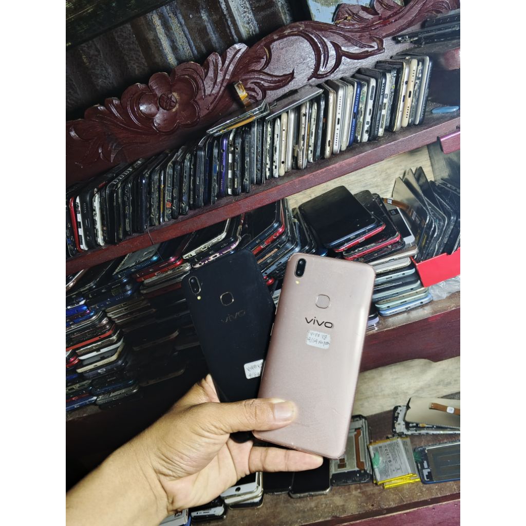 vivo V9 4/64 no pola minus lcd mesin normal tested utuh satu unit