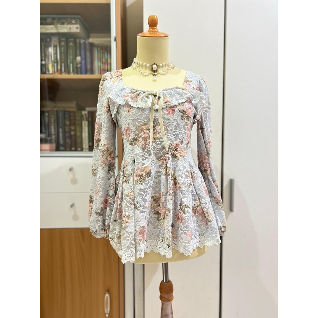 Liz Lisa Brocade Floral Vintage Top Himekaji Gyaru Atasan Brukat