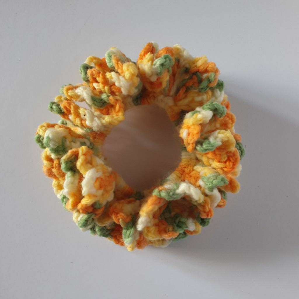 Scrunchie ikat rambut rajut