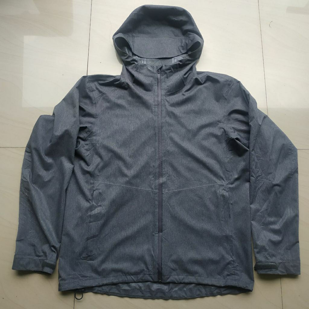 Uniqlo Blocktech Grey XL