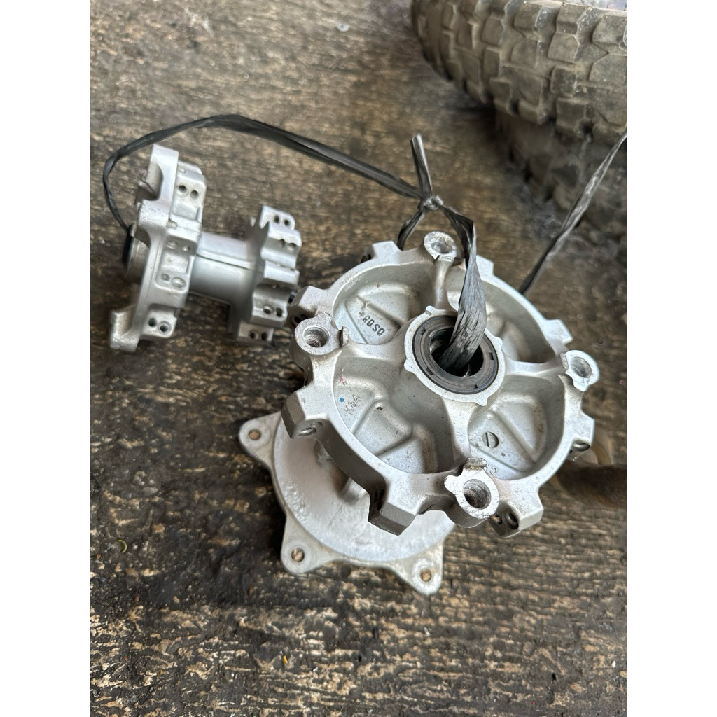 TROMOL CRF. TROMOL HONDA CRF ORIGINAL