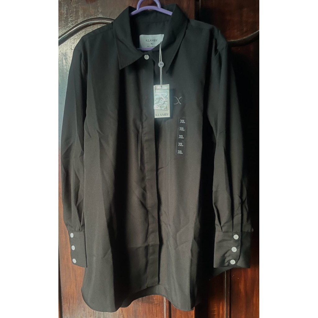 Lucy Shirt Klamby M L XL Biru, Hitam + BOX