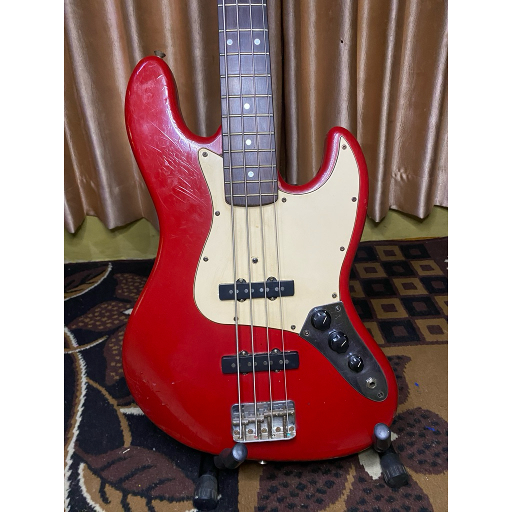 Fernandes jazz bass