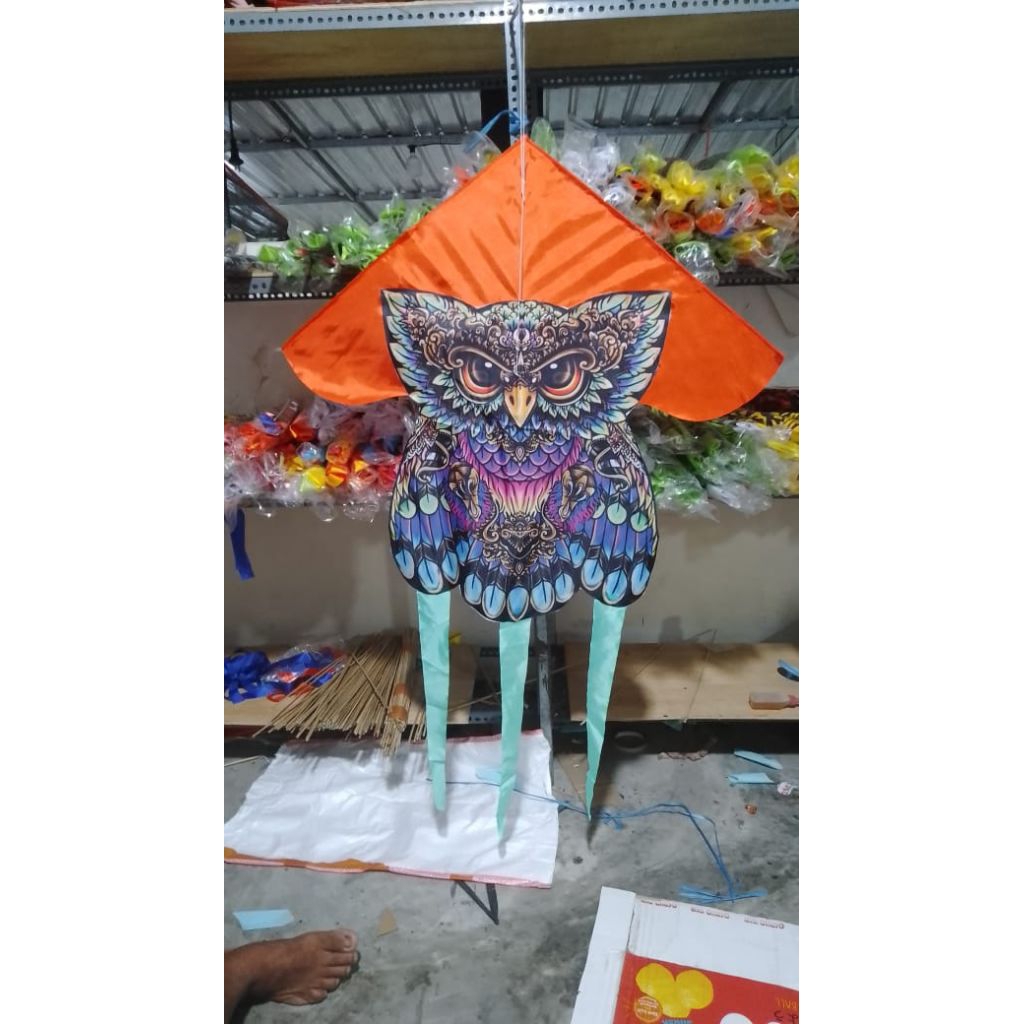 Layangan Celepuk Murah bisa di lipaat