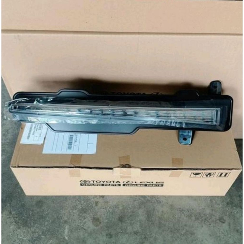 DRL lampu Innova zenix kiri( L )