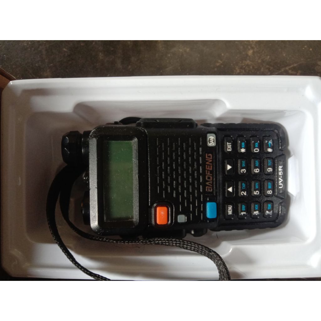Handy Talky Baofeng UV 5R 8watt Seken