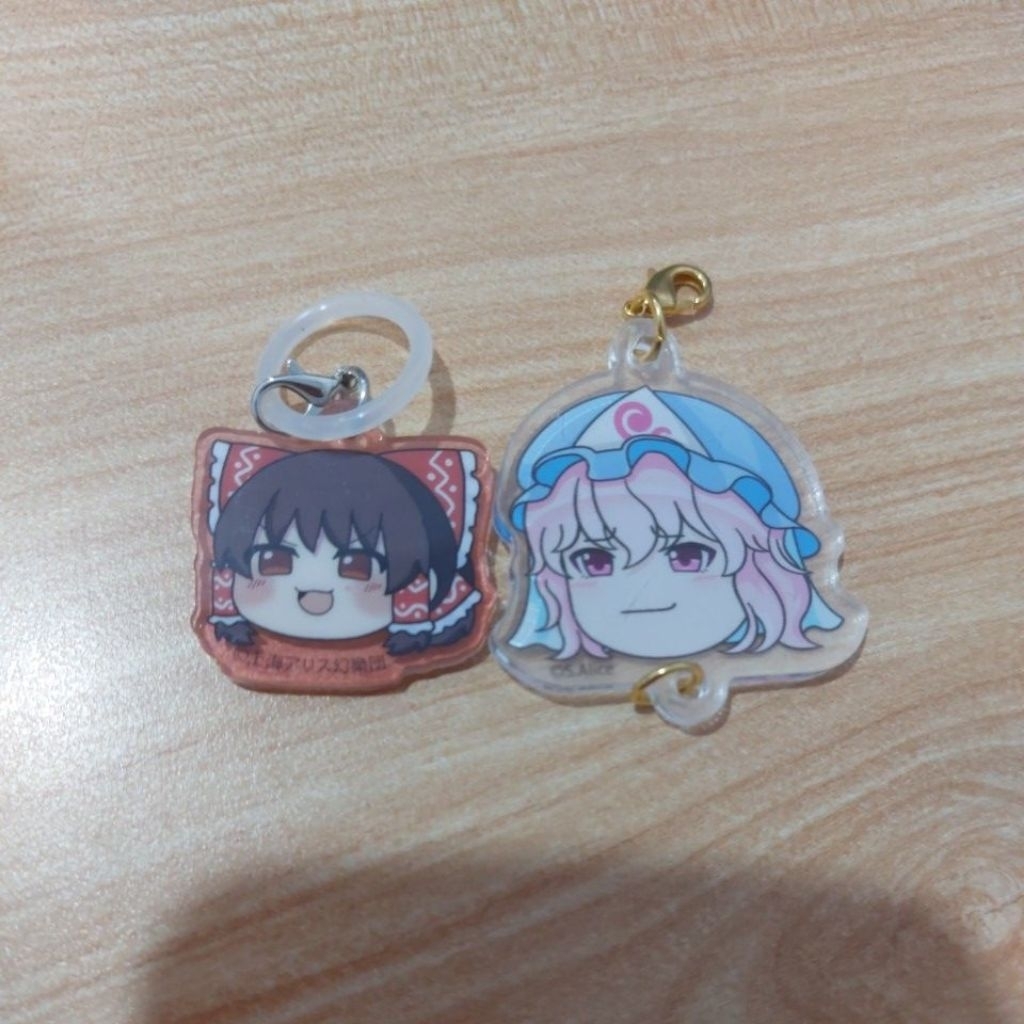 SET Acrylic Keychain Touhou Project Reimu Hakurei Yuyuko Saigyouji