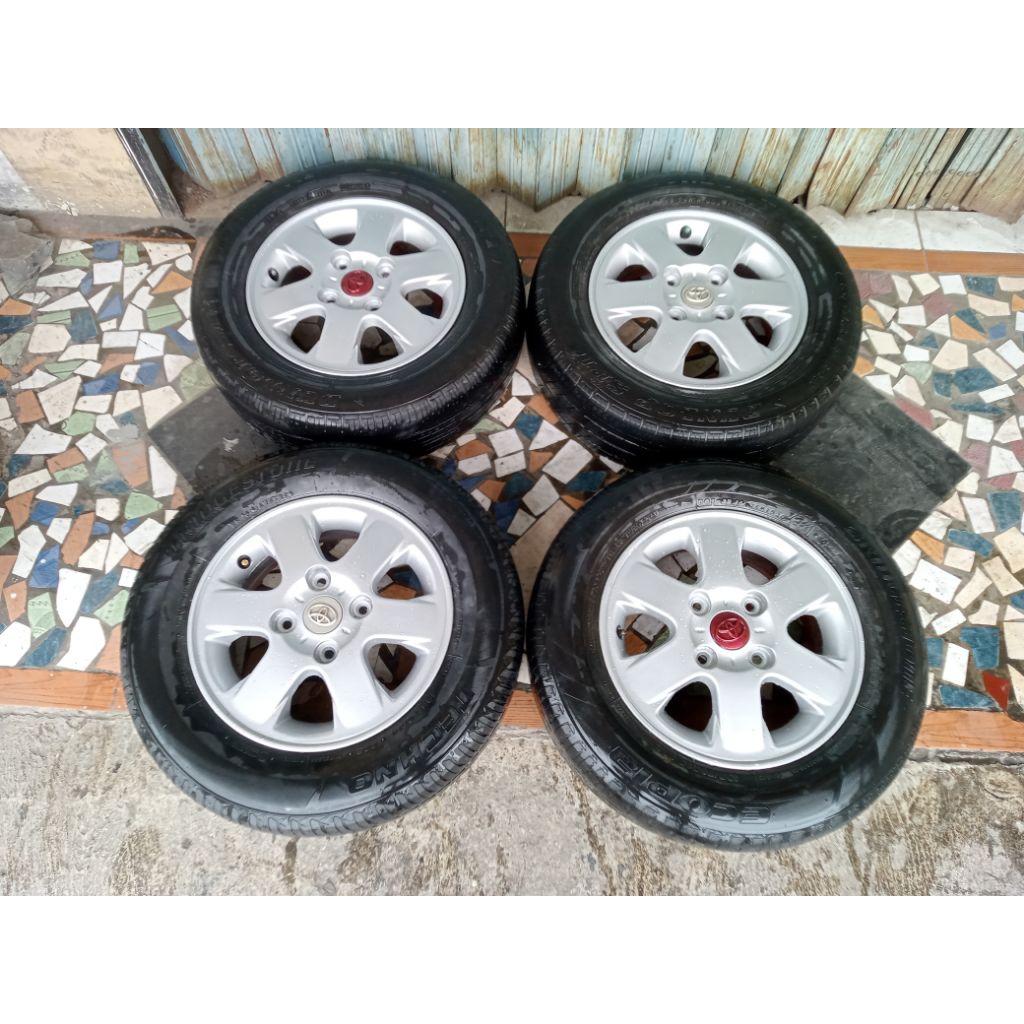 velg Toyota Avanza ring 14