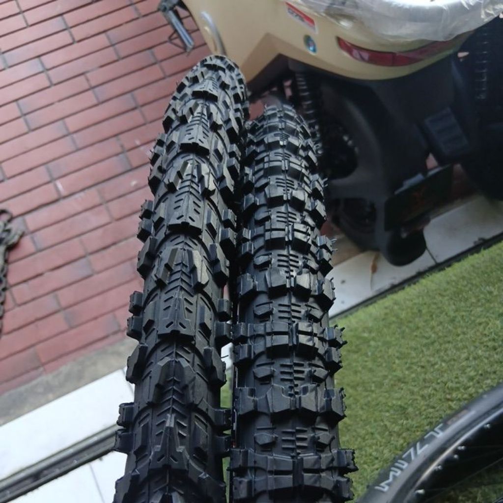 Ban luar MTB 26 x 2.10 koyote Kenda