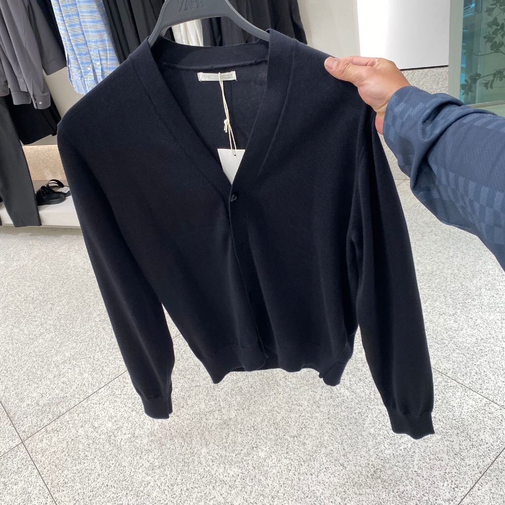 Jastipp. Cardigan Zara (Man)