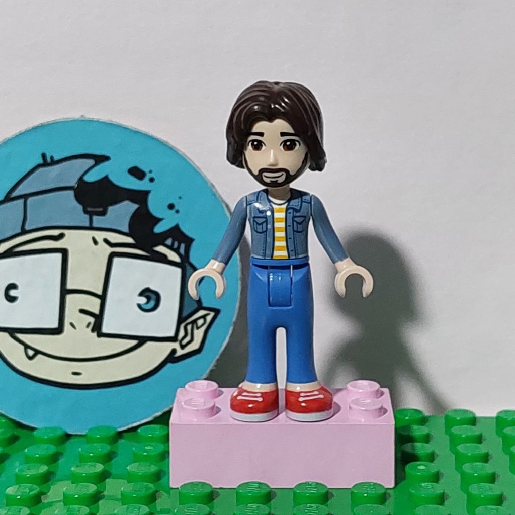 LEGO Minifigure friends actor instructor