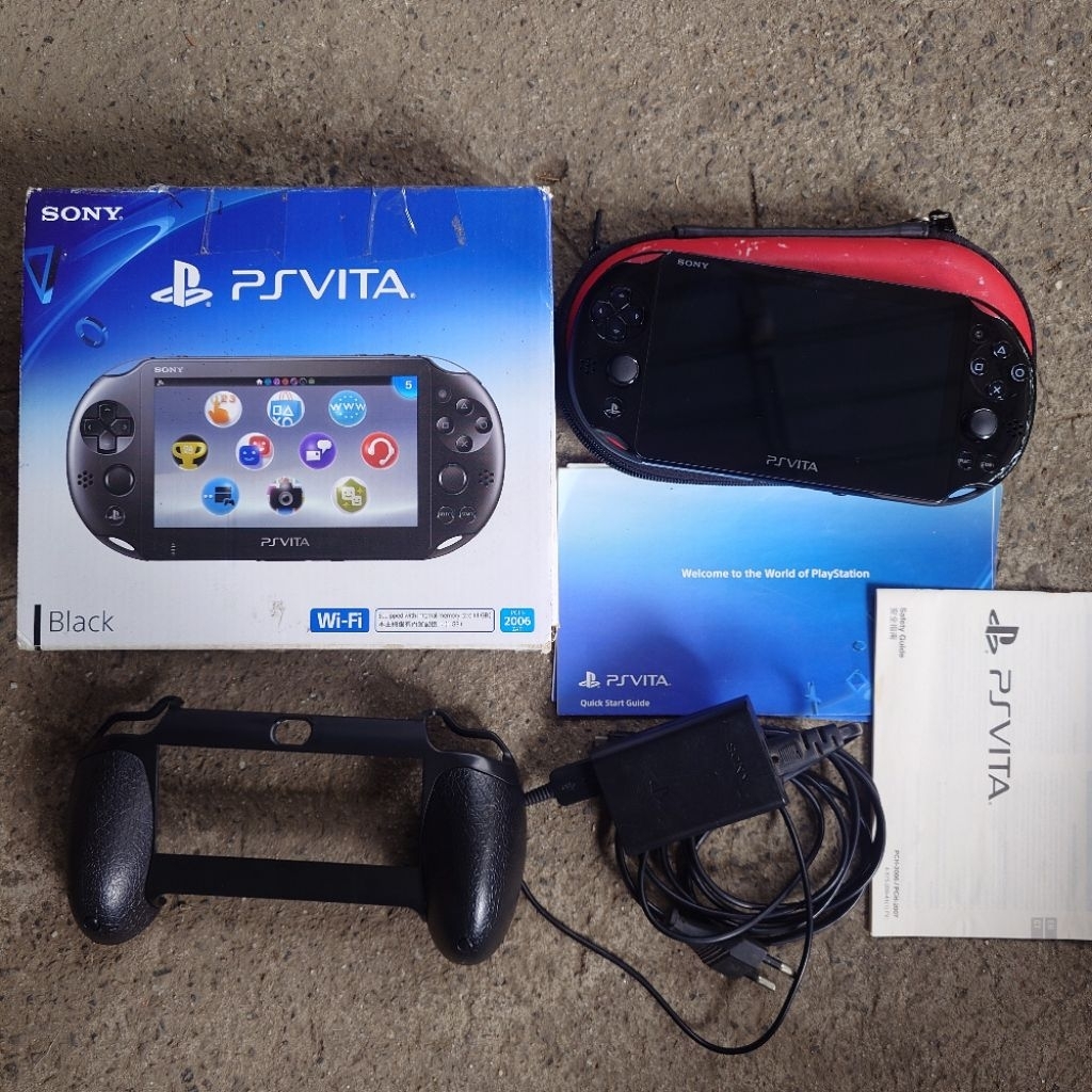 Ps Vita Slim Black Henkaku 64GB FULL GAMES FULLSET