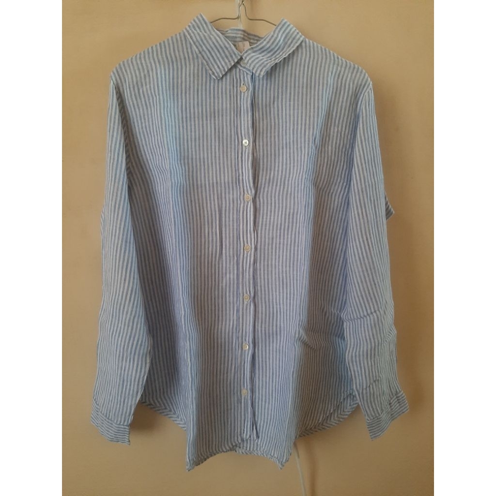 Kemeja Garis Biru Putih