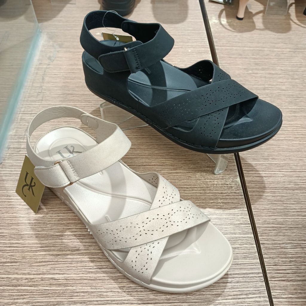 sepatu sandal wanita wedges 3cm YONGKI KOMALADI original