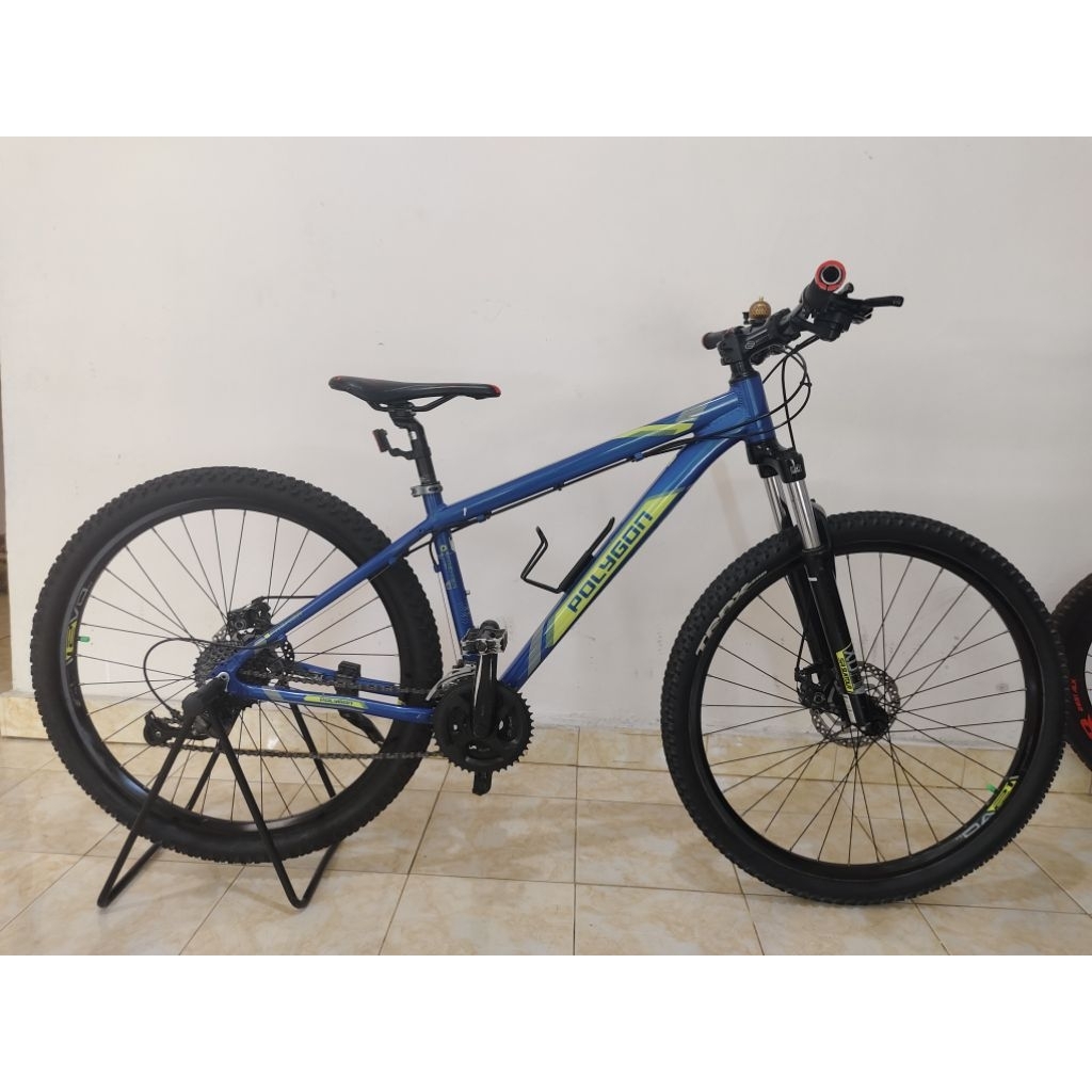Sepeda Gunung Polygon Premier 3, 27,5"