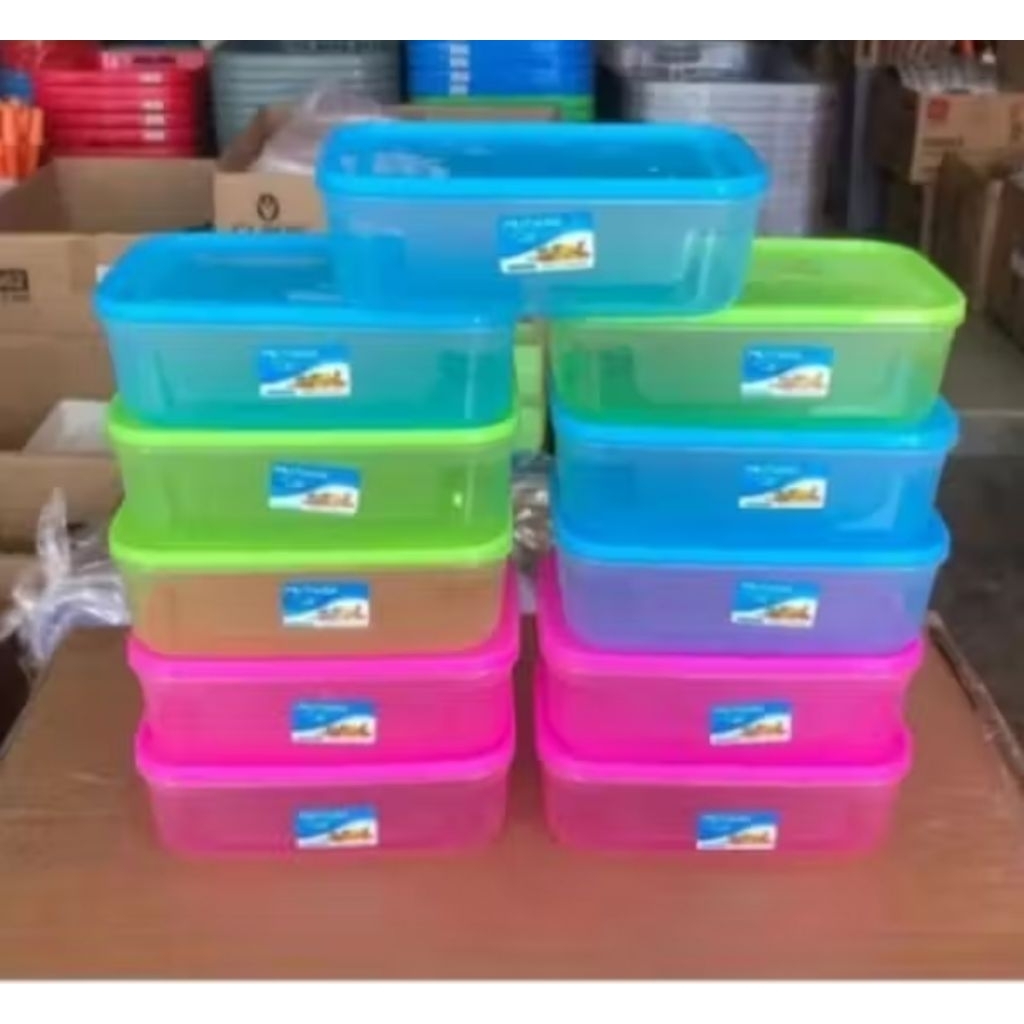 Toples Plastik warna / Kotak Makan / Food Container /Kotak Plastik/KMP. 700 ML